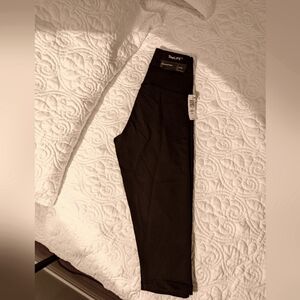 TNA Life High Rise 1/2 Leggings